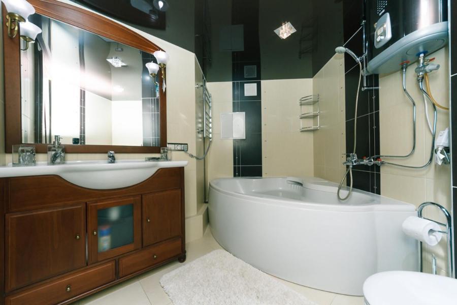 Stylish Two-Level Flat 2 Min From Khreschatyk Kiev Exterior foto