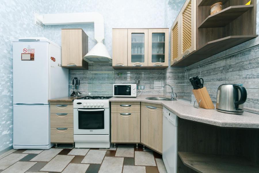 Stylish Two-Level Flat 2 Min From Khreschatyk Kiev Exterior foto
